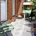 In Mit Garten Apartment *