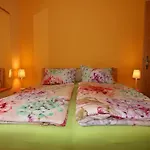 Apartment In Mit Garten Busum