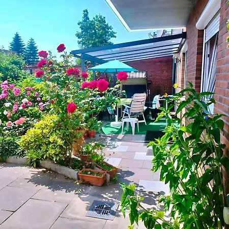 In Mit Garten Apartmán *