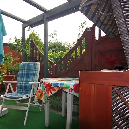 Apartment In Mit Garten